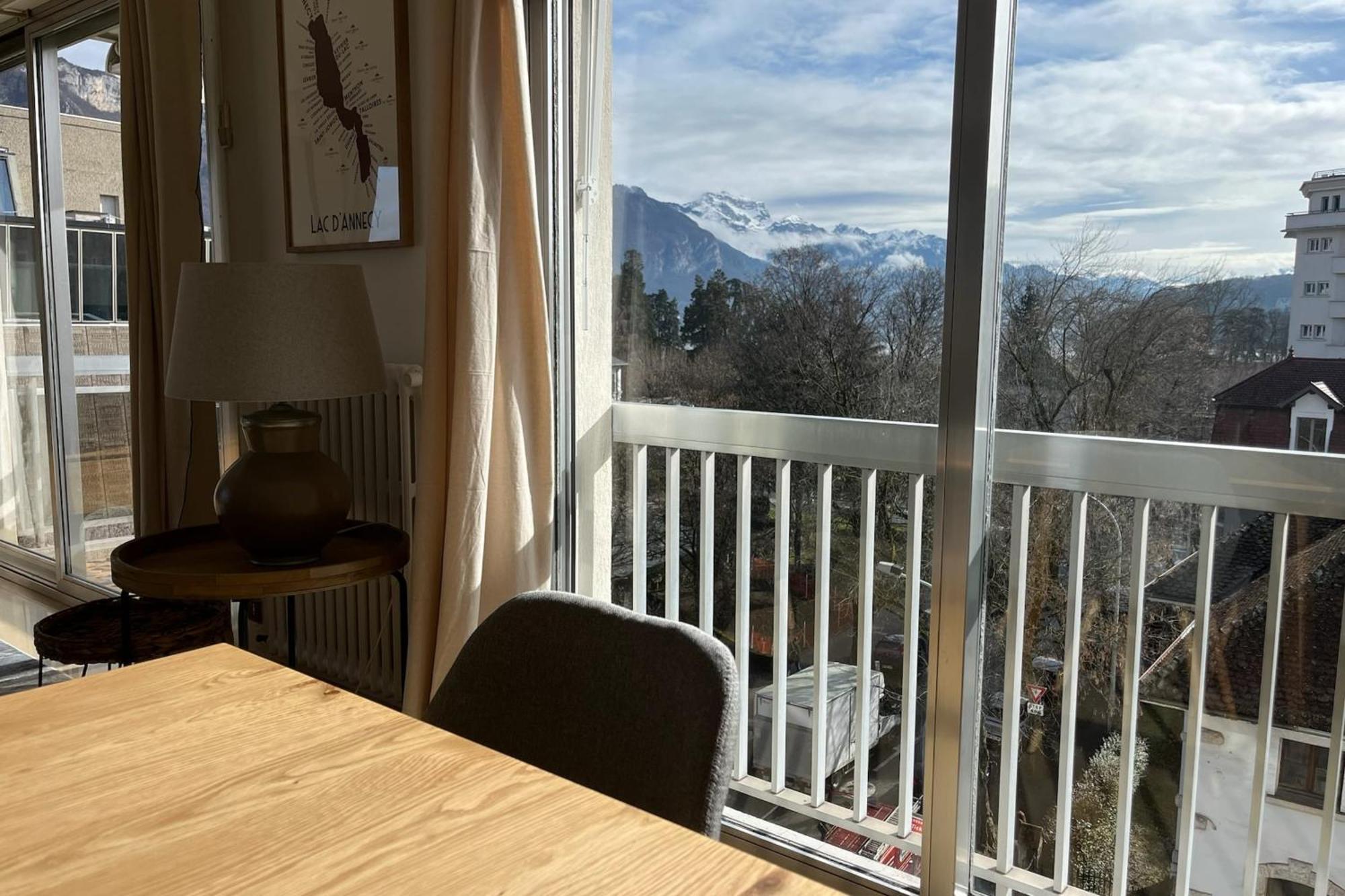 Tournette-Comfortable And Quiet Luxury Apartment Annecy Ngoại thất bức ảnh